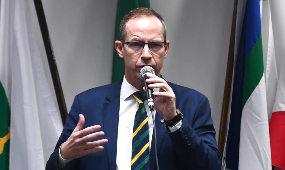 BRB no foco: Cappelli cobra afastamento de Ibaneis