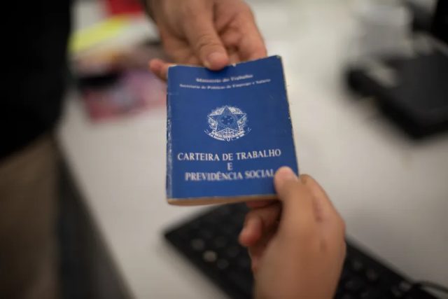 STF veda cobrança retroativa de imposto sindical