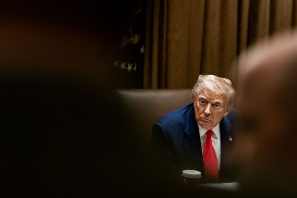 Rosto de Trump nos passaportes: saiba detalhes da edição comemorativa do documento
