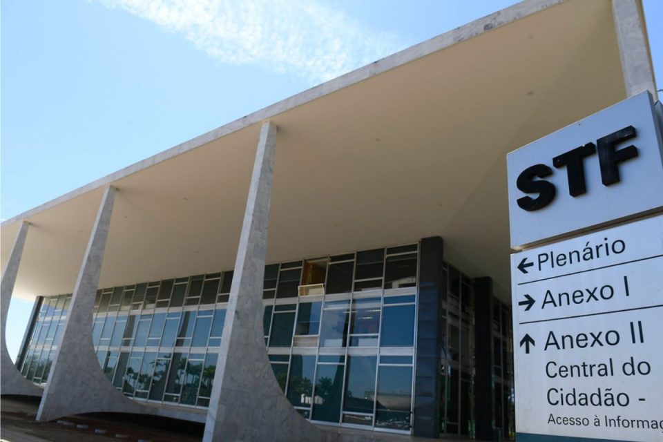 Pesquisa AtlasIntel revela queda histórica na confiança no STF em meio à crise envolvendo Banco Master; veja dados