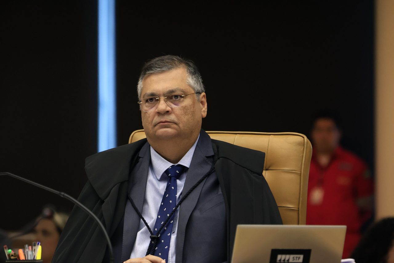 Flávio Dino suspende quitação de restos a pagar do Orçamento Secreto
