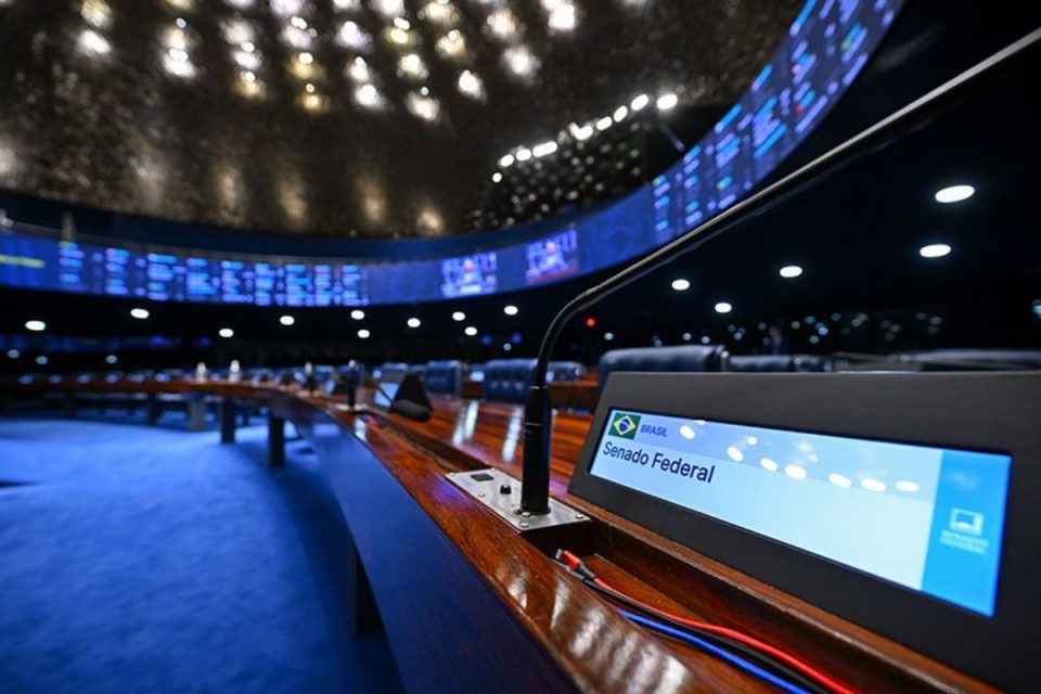 Impeachment no STF: qual é o perfil dos candidatos ao Senado apoiados por Flávio Bolsonaro?