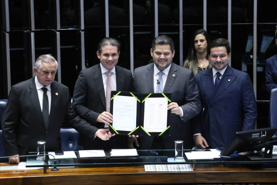 Entenda como os R$ 61 bilhões das emendas parlamentares serão distribuídos