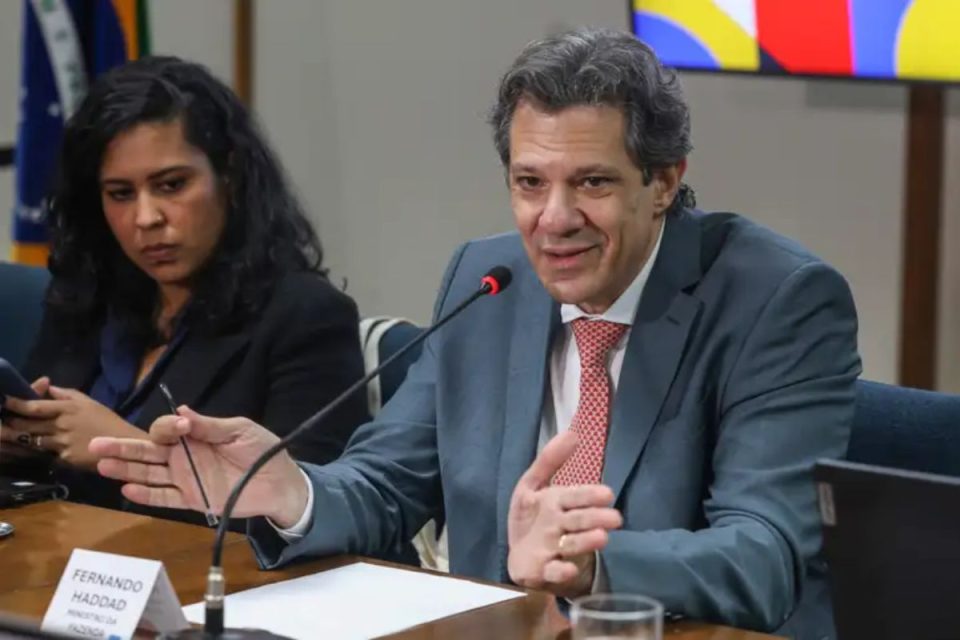 Haddad comenta parceria entre Fazenda e BC na apuração do caso Master