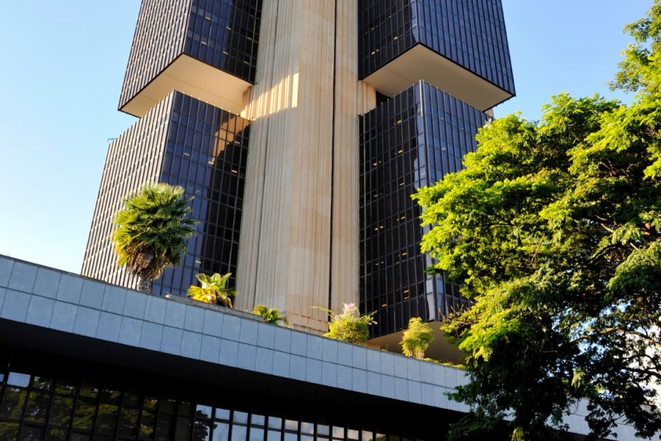Após crise envolvendo Master, Banco Central inclui FGC em agenda de mudanças