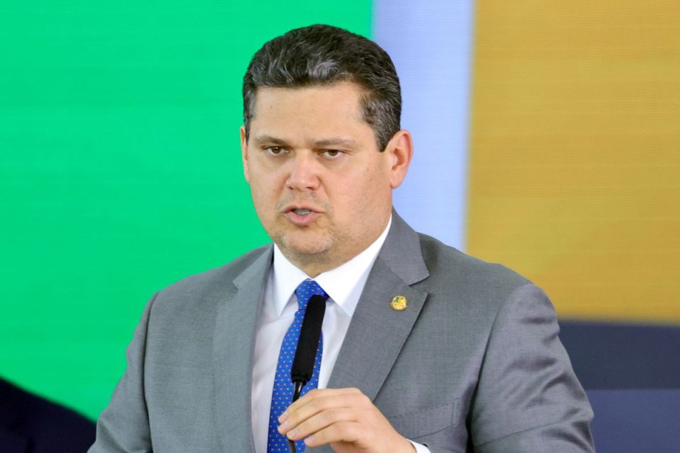 Davi Alcolumbre promulga PL da Dosimetria; o que muda com a lei?