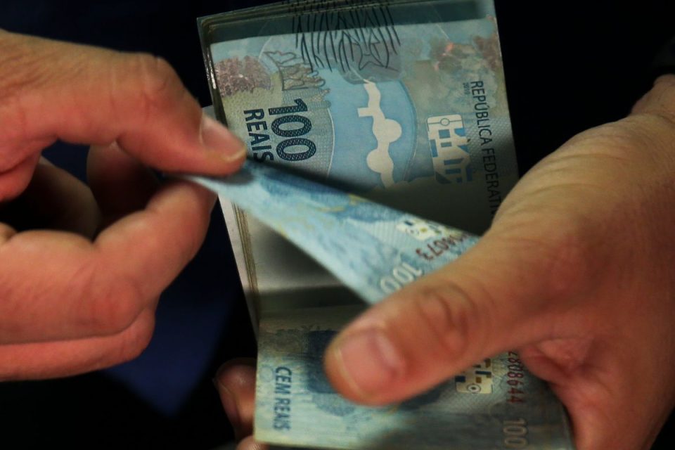 Como o dinheiro público é utilizado no Brasil