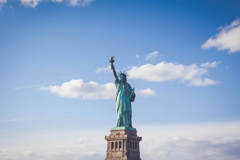 Do país da Liberdade à presidência de Donald Trump