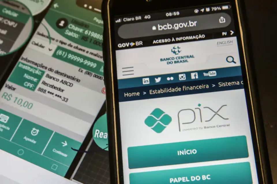 Receita Federal nega rastrear Pix: o que realmente muda para fintechs?