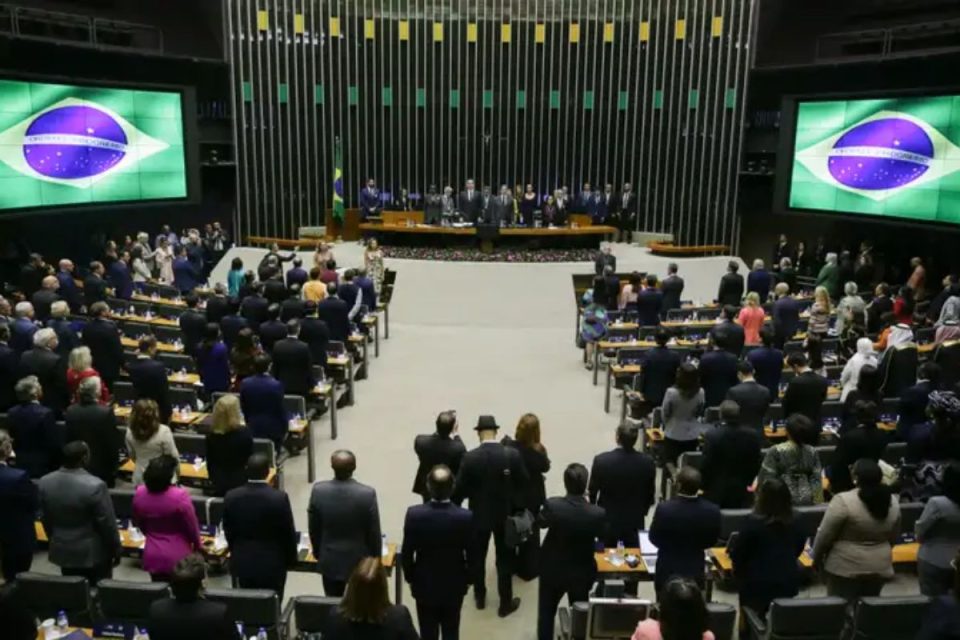 O que acontece se o Senado votar contra o PL da Dosimetria?