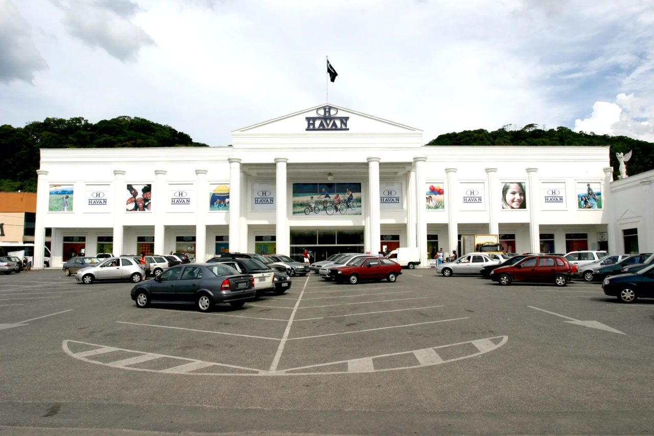 TST condena Havan por racismo recreativo