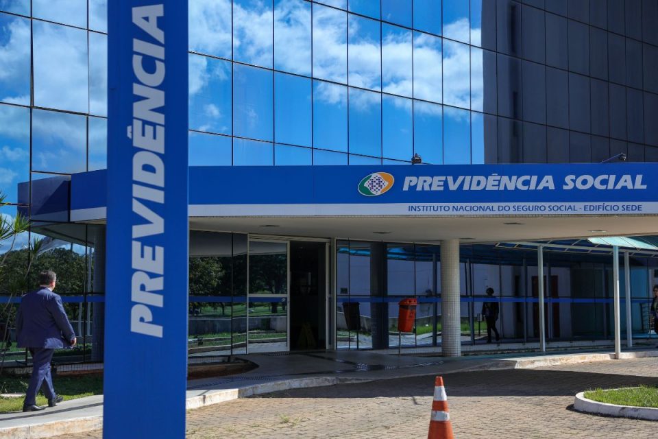 STJ afasta contribuição previdenciária sobre previdência privada de diretores