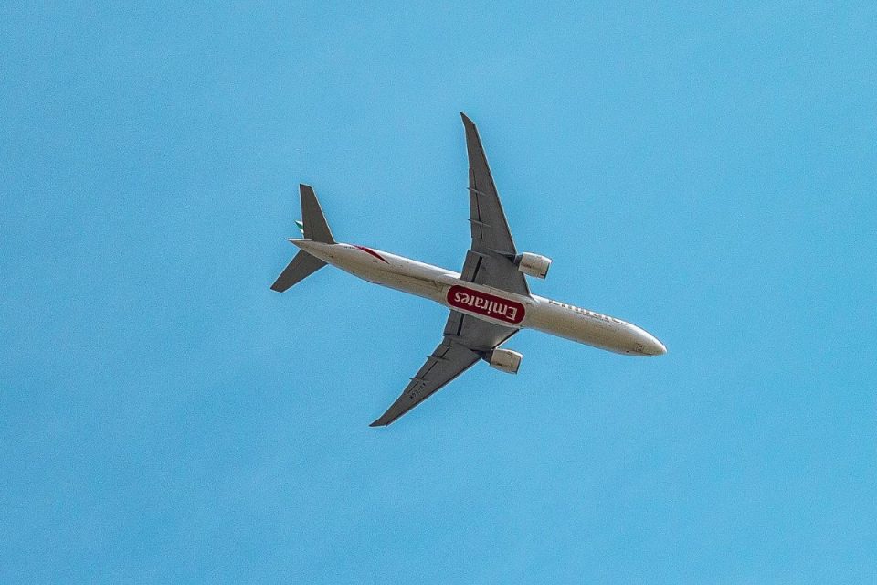 Zerar imposto do querosene pode reduzir preço das passagens?