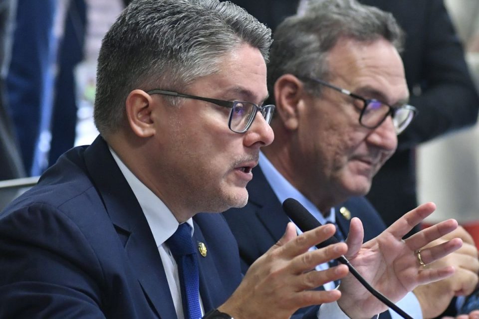 Quebra de sigilo do Banco Master é aprovada pela CPI do Crime Organizado