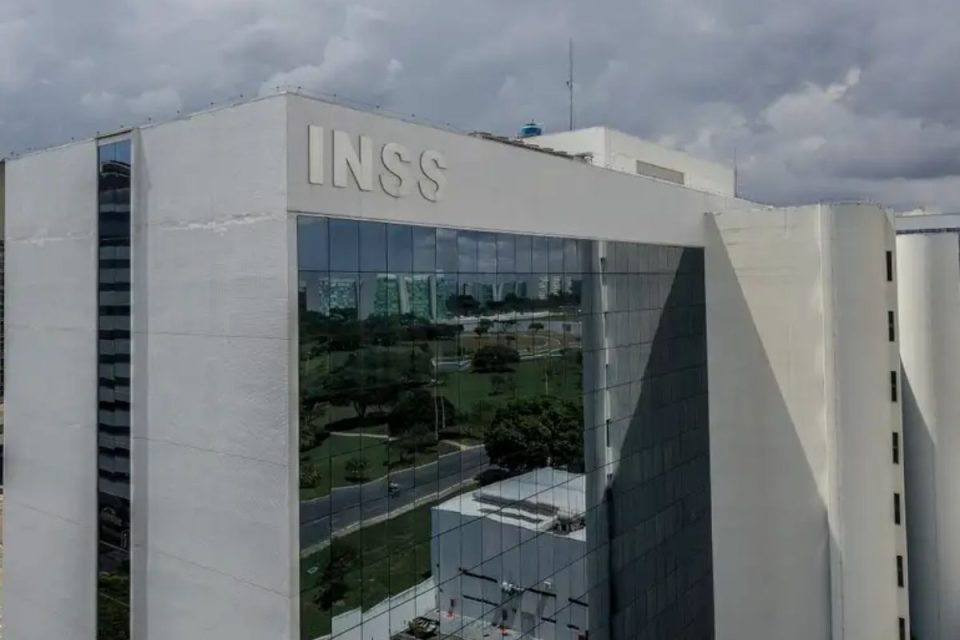 INSS reabre nesta segunda-feira após ajustes ténicos