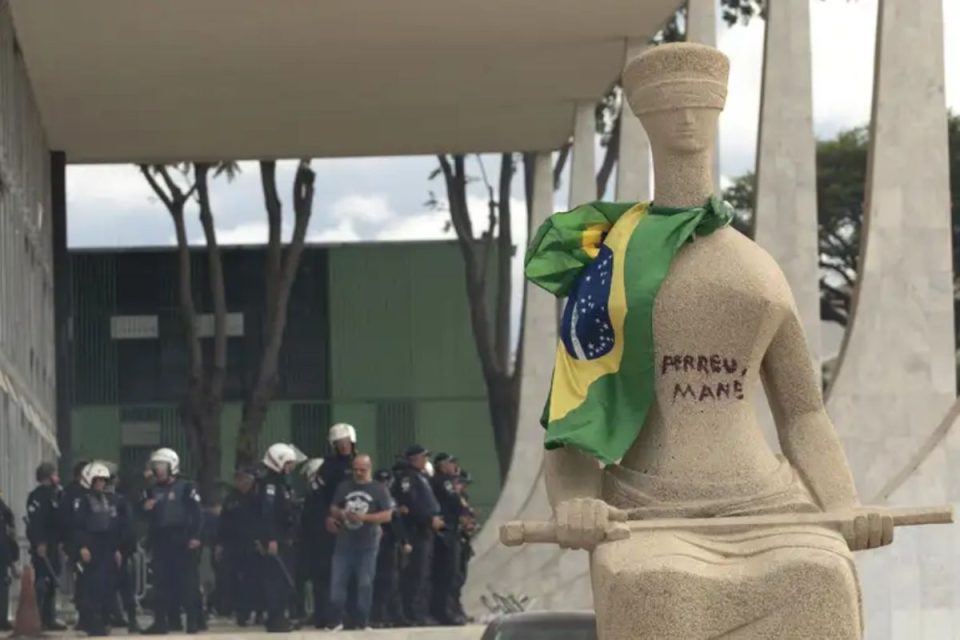 O que prevê o texto do PL da Dosimetria, aprovado pela Câmara?