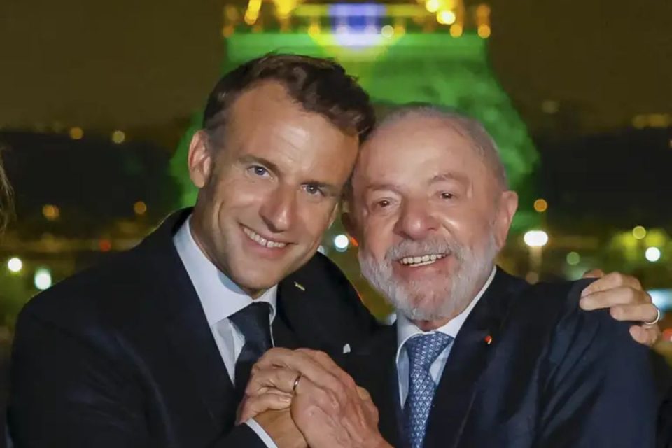 Lula e Macron conversam por telefone sobre Conselho da Paz, Venezuela e acordo UE-Mercosul