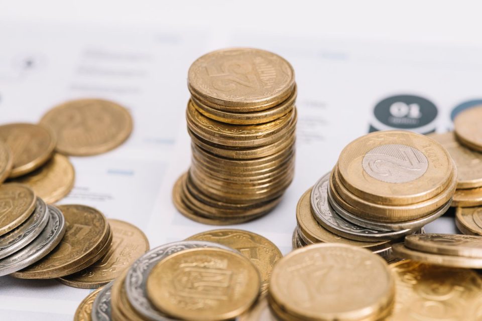 Como os juros altos empurram o Brasil para enfraquecer a economia?